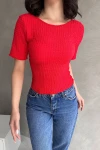 Kırmızı Sırt Dekolteli Basic Gofre Bluz BCDF-252170