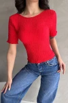 Kırmızı Sırt Dekolteli Basic Gofre Bluz BCDF-252170