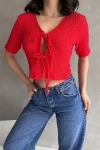 Kırmızı V Yaka Önü Bağlamalı Gofre Crop Bluz BCDF-252169