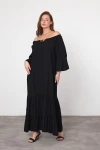 Maxi Boy Siyah Kayık Yaka Dokuma Viscon Elbise BCVL-25973