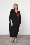 Maxi Boy Siyah Nakış İşlemeli Dokuma Viscon Elbise BCVL-25V050