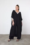 Maxi Boy Siyah Nakış İşlemeli V Yaka Dokuma Viscon Elbise BCVL-251054
