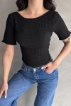 Siyah Sırt Dekolteli Basic Gofre Bluz BCDF-252170