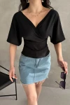 Siyah V Yaka Sırtı Çapraz Bantlı Fitilli Bluz  BCDF-252177