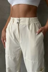 Bej Paraşüt Kumaş Cepli Kargo Jogger Pantolon BCHN-2525338