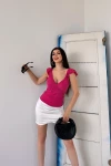 Fuşya Kruvaze Yaka Omuzu Volanlı Bluz BCDF-251091