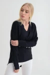 Siyah Arkası Kolu Düğmeli Bodrum Kumaş Bluz CO-259151526