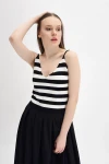 Siyah Beyaz İp Askılı Çizgili Triko Bluz CO-259130030