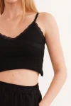Siyah Pamuklu Kaşkorse İp Askılı Dantelli Crop Bluz CO-2523254275