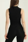 Siyah Polo Yaka Sıfır Kol Kaşkorse Yazlık Bluz BCCL-253005