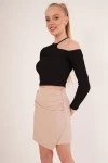 Siyah Tek Omuz Yakası İpli Kaşkorse Crop Bluz CO-2523254279