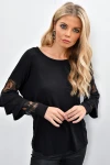 Siyah Geinş Yaka Kolları Tül Ve Volan Detaylı Bluz BCBSK-25700-K4725