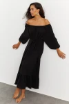 Siyah Madonna Yaka Uzun Elbise BCBSK-25700-K7237