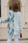 Yeşil Bej V Yaka Color Block Yumuşak Dokulu Salaş Bluz BCBSK-25700-3481