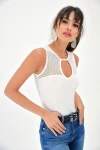 Beyaz Kolsuz Dantel Detatlı Bluz BCBSK-25700-T4011-1060