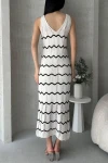 Ekru V Yaka Zigzag Detaylı Triko Elbise BCDF-25A3000