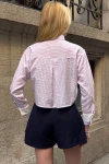 Pembe Çizgili Manşet Ve Cepleri Garnili Çizgili Oversize Crop Dokuma Gömlek BC231036