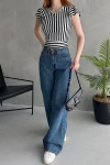 Siyah Beyaz Sırtı Fiyonk Bağlamalı Çizgi Detaylı Crop Bluz BCDF-252209