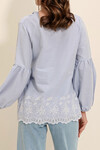 Bebe Mavi Önü Nakışlı Yakası Püsküllü Balon Kol Dokuma Bluz BCHESQ-251032
