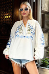 Beyaz Hakim Yaka Etnik Nakışlı Dokuma Bluz BCHESQ-251059