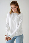 Beyaz Parmak Geçirmeli Bisiklet Yaka Basic Bluz BCHPK-251212