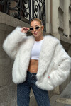 Ekru Kapüşonlu Suni Kürk Premium Peluş Ceket BCVL-25V218-KPS