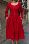 Kırmızı Geniş Yaka Düğme Detaylı Çift Cepli Yumuşak Dokulu Kumaş Örme Elbise BCVL-25V239
