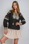 Siyah Hakim Yaka Nakışlı Dokuma Bluz BCHESQ-251035