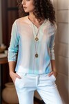 Açık Mavi Yakası Yırtmaçlı Çizgili Krep Bluz