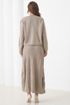 Bej Bisiklet Yaka Düğmeli Hırka Ve Pliseli Midi Boy Etek Takım BCHPK-251252