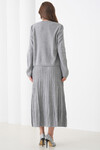 Gri Bisiklet Yaka Düğmeli Hırka Ve Pliseli Midi Boy Etek Takım BCHPK-251252