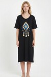 Siyah Nakış İşlemeli Örme Viscon Elbise