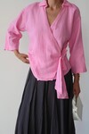 Pembe Kruvaze Yaka Bağlamalı Müslin Bluz