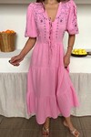 Pembe V Yaka Nakış İşlemeli Müslin Elbise